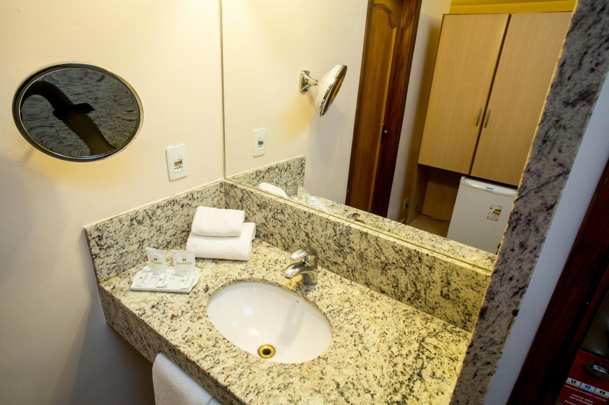 Quarto Superior com 2 Camas de Solteiro