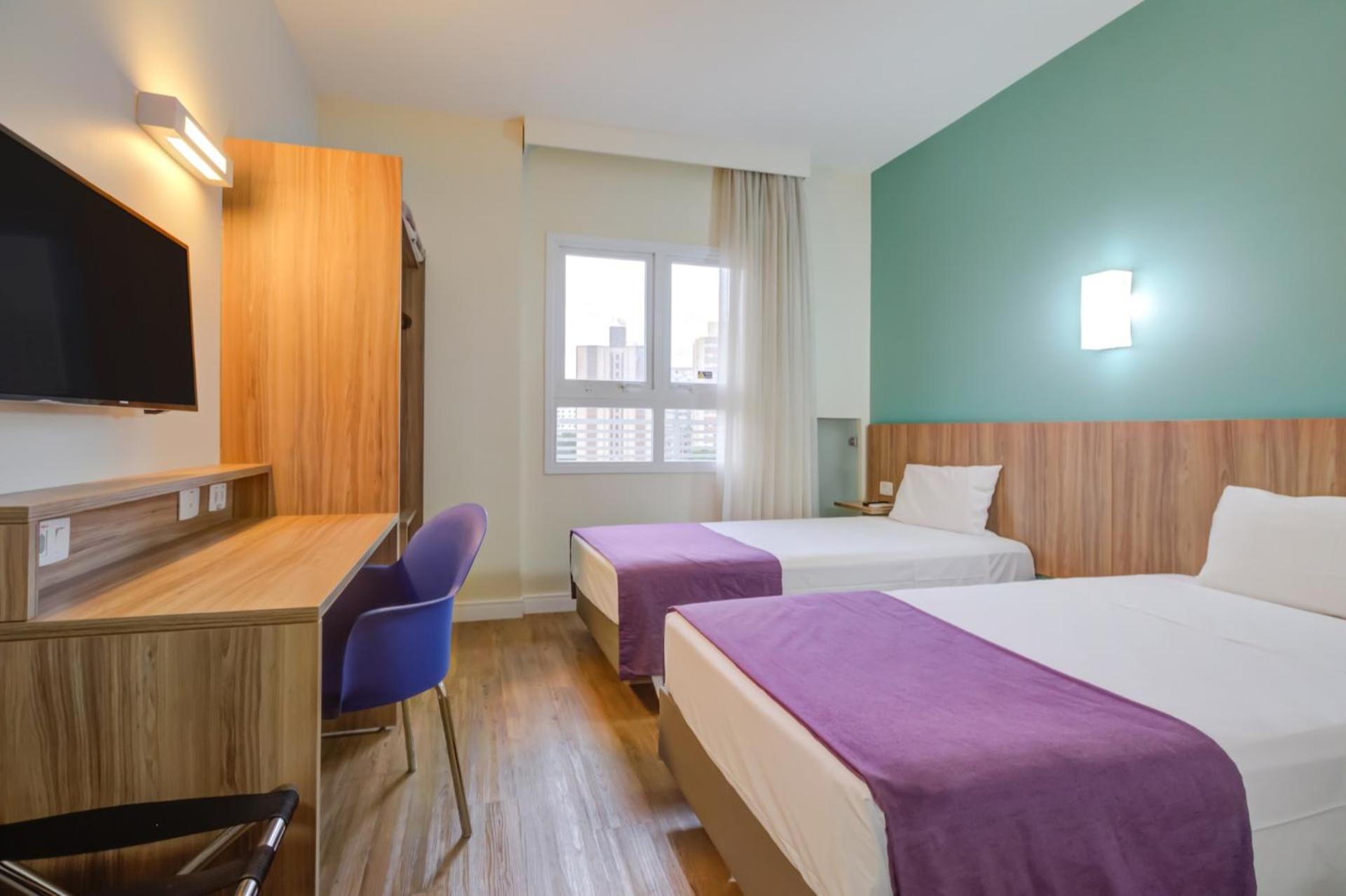 Quarto Standard com 2 Camas de Solteiro